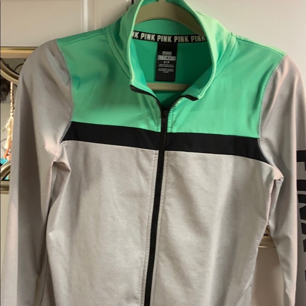 Vs Pink ultimate zip up - Picture 2 of 4